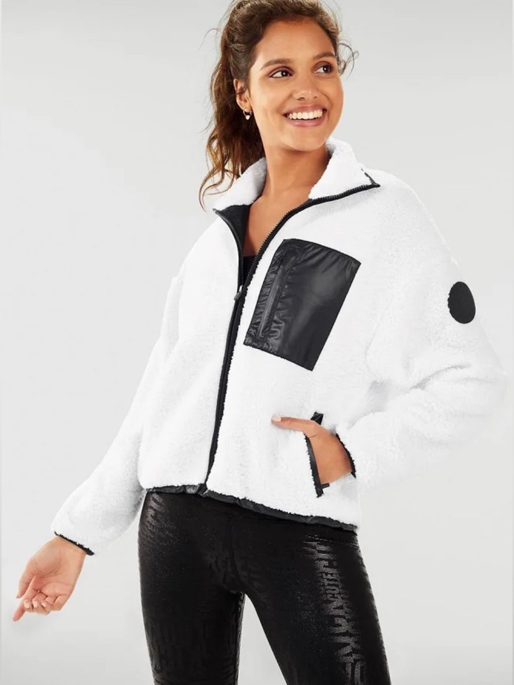 Fabletics Sherpa Teddy Fleece Jacket White Black Full Zip Cozy Athleisure Medium